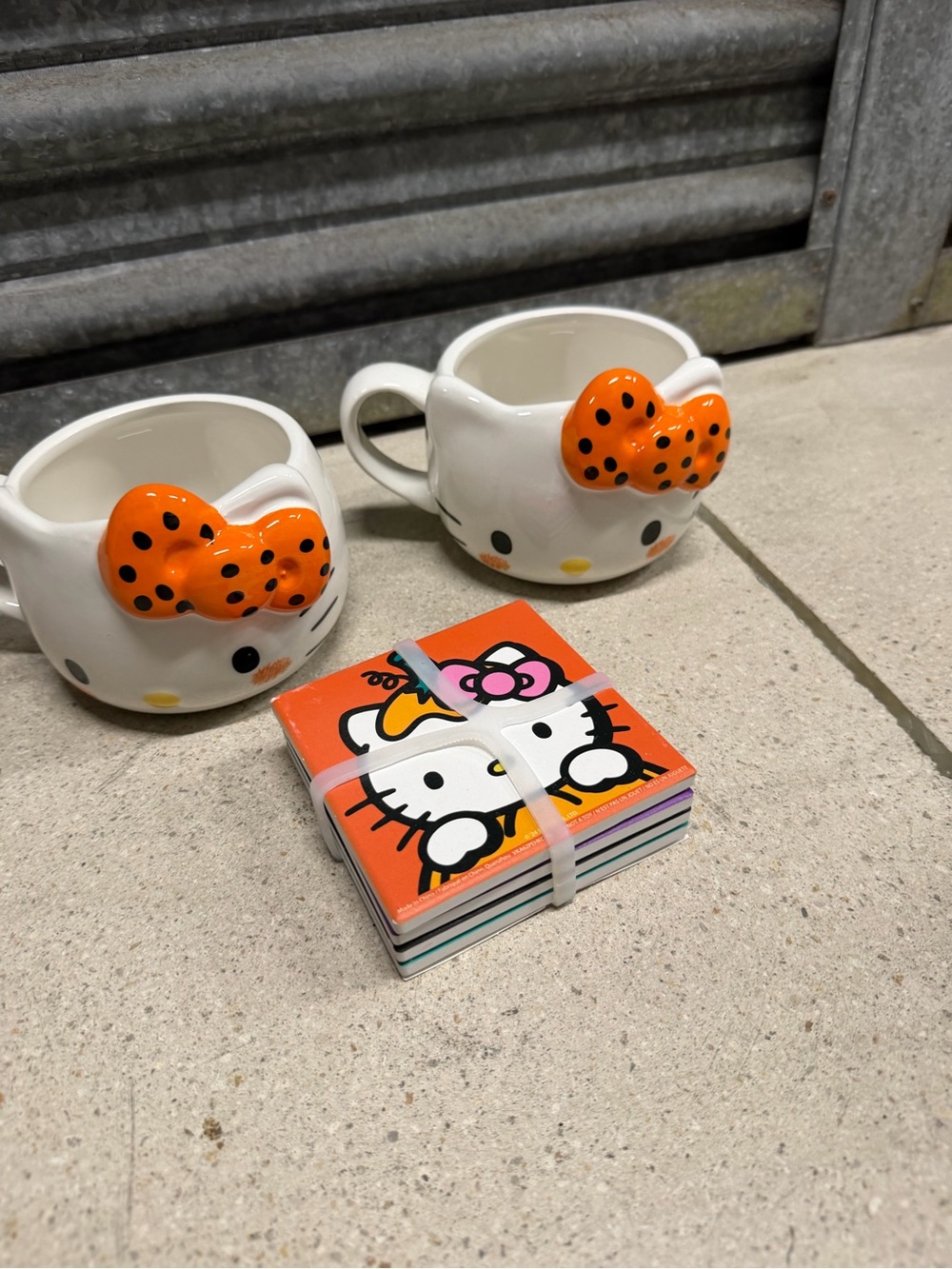 Hello Kitty Orange Bow Kids Ceramic Cup Set with Coasters